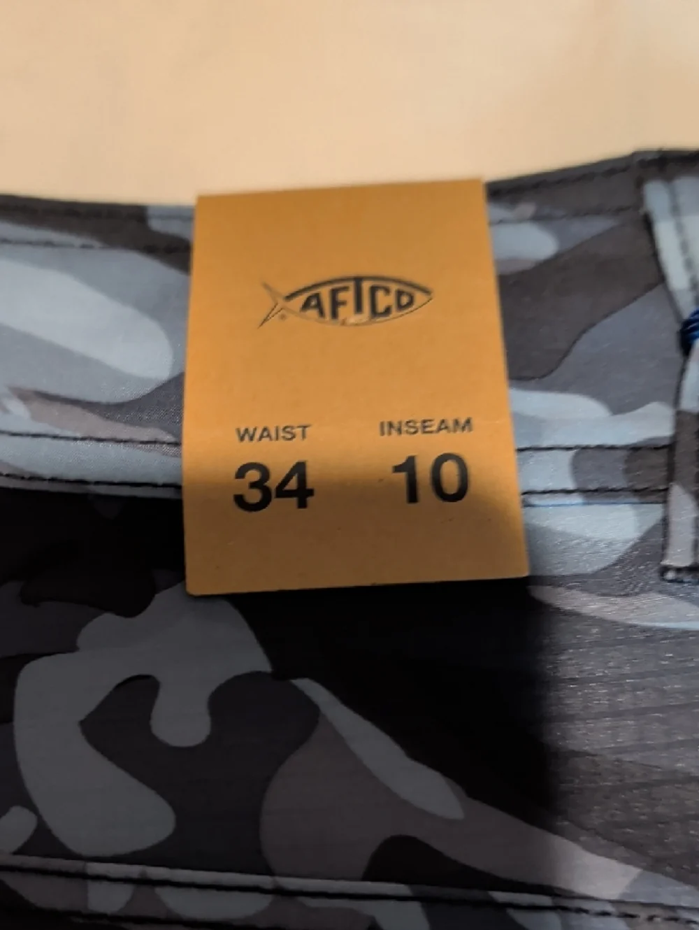 AFTCO Men's Blue & Gray Camo Cargo Shorts - Picture 3 of 3